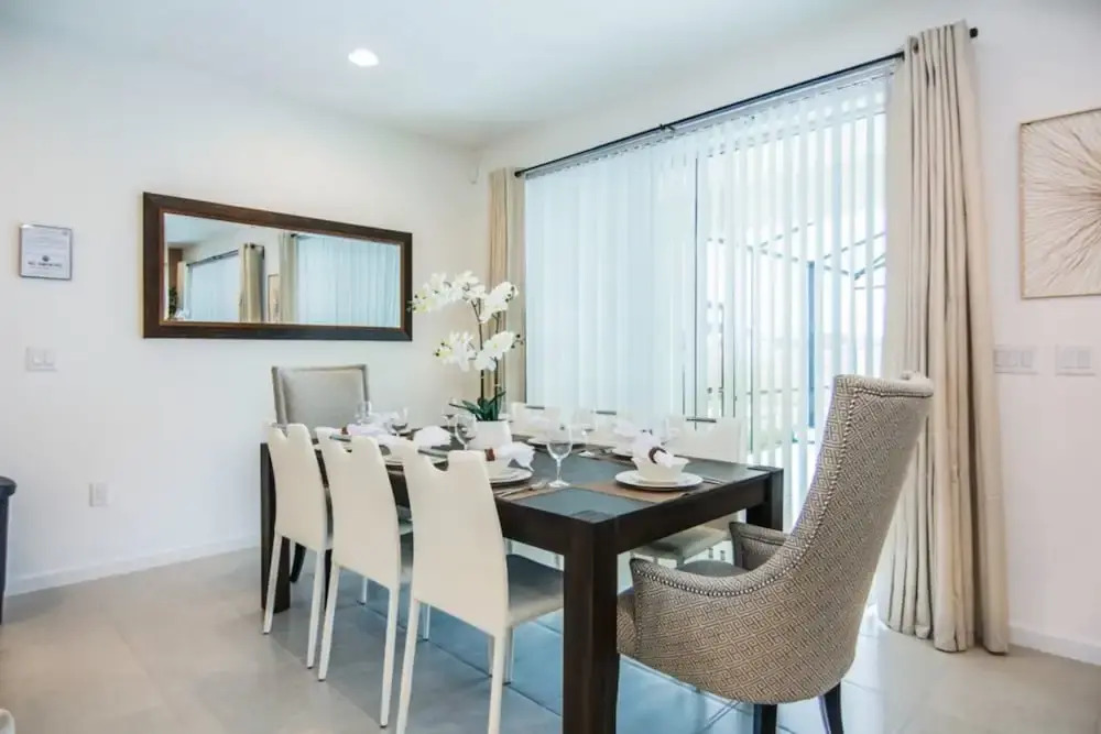 Stunning Vacation Home So2623