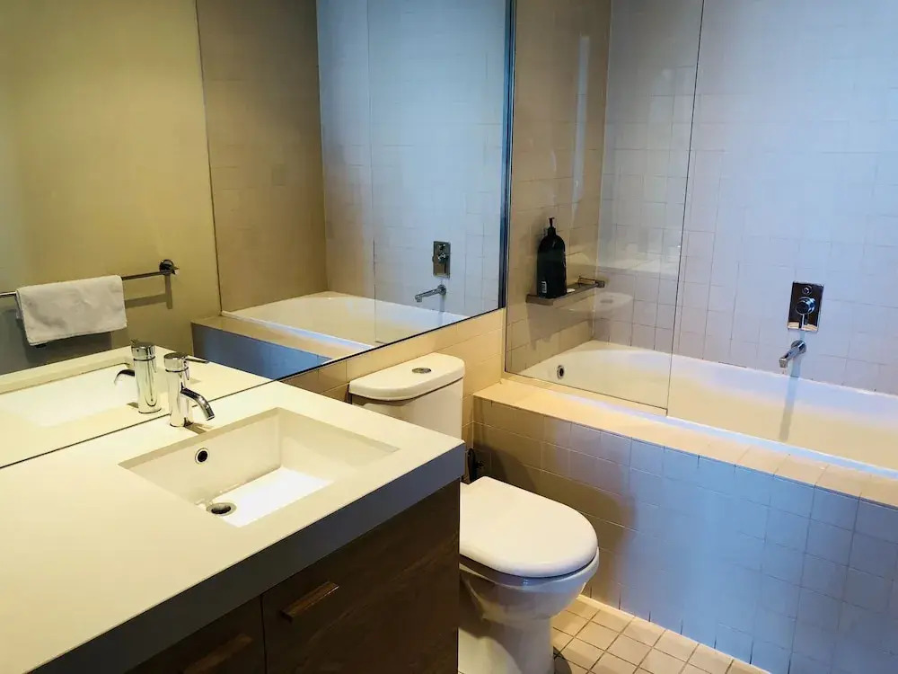 Astonishing Docklands View Deluxe Room