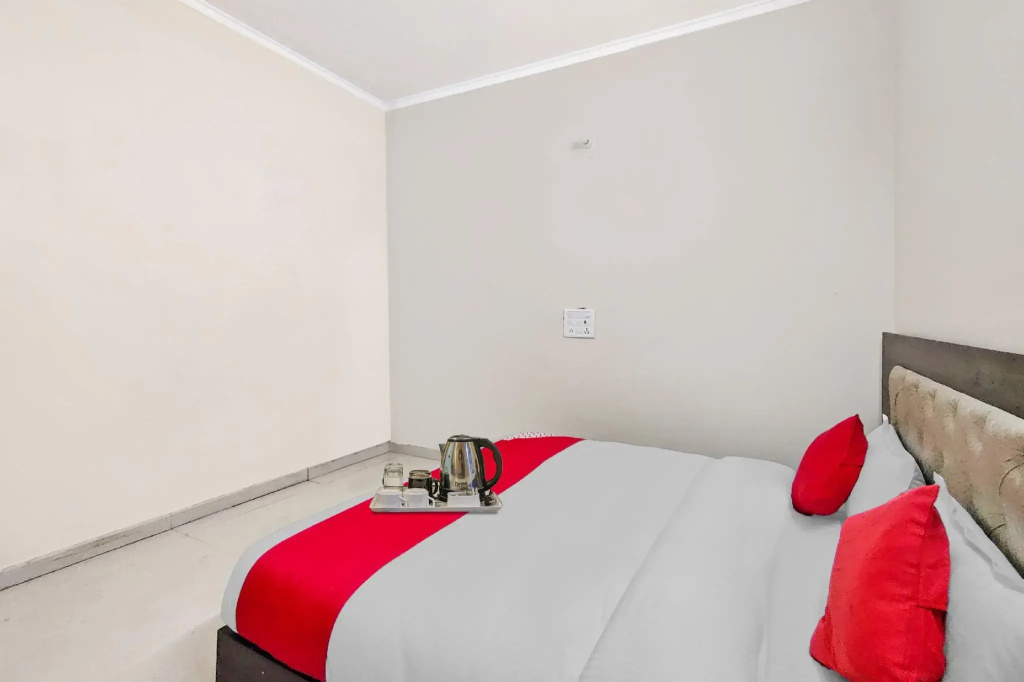 The Party Mansion by Oyo Rooms