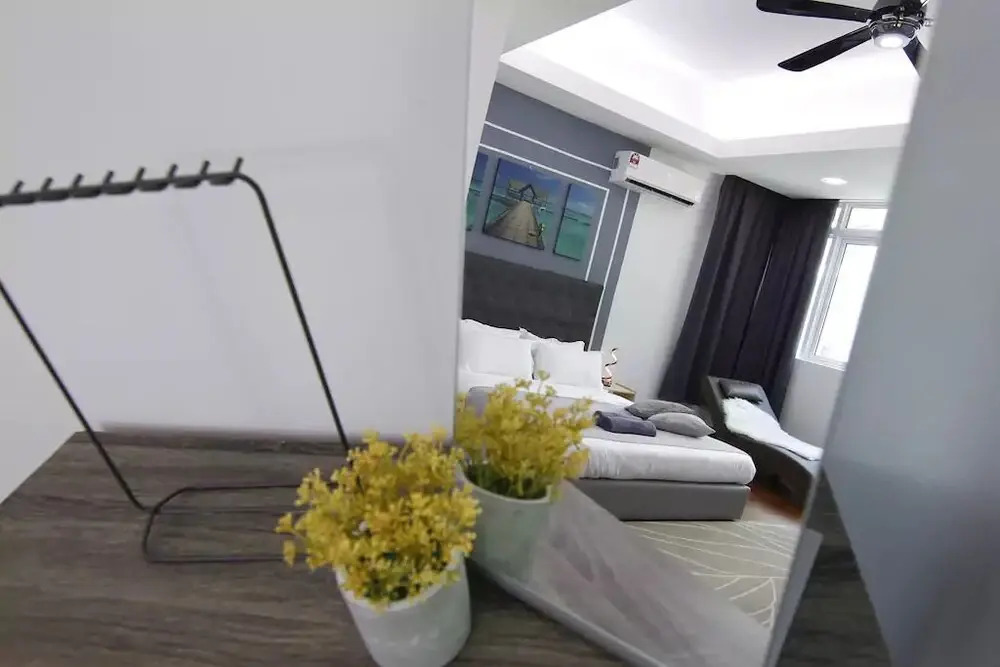 YO.OM Families Luxury Condo Gateway 6 Pax