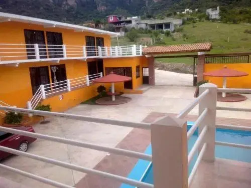 Hotel Girasoles