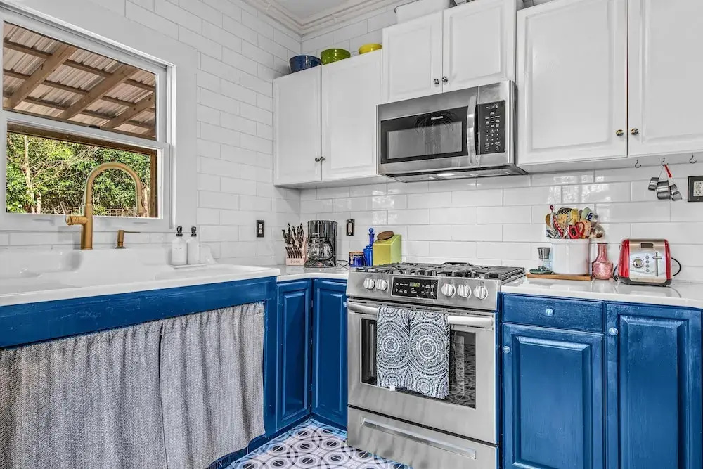 Lenoir Cottage