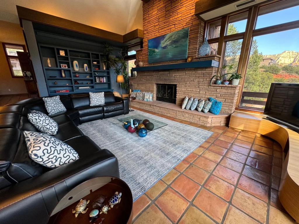 Palisades Villa