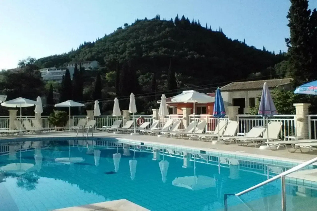 Angelica Hotel
