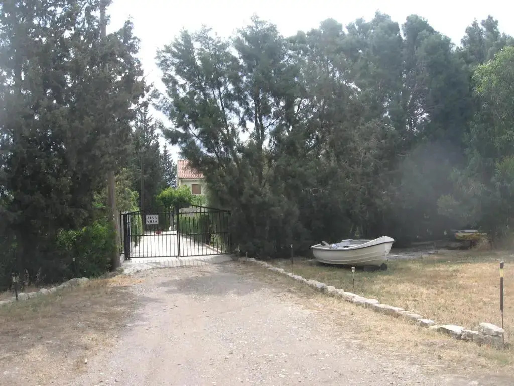 Zena Holiday Villa