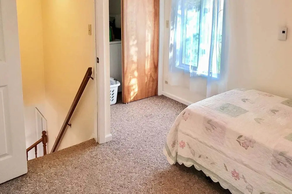 Mountain Top Country Hideaway: 48 Acres, Fire Pit!