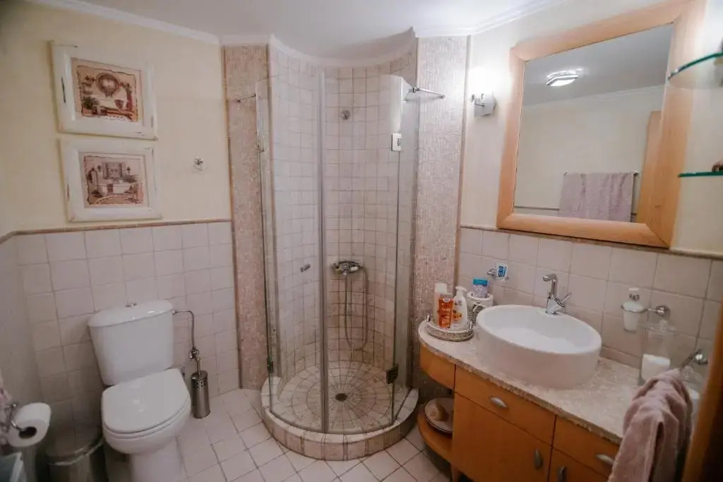 Dreamcatcher Luxury Villa, 1 min walk to beach