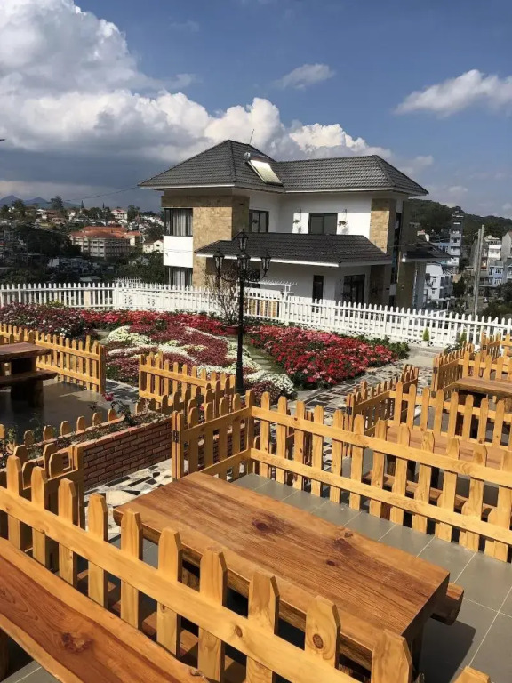 HB Bungalow