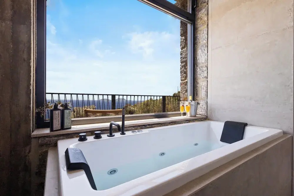 Petres Luxury Villas with heated private pool