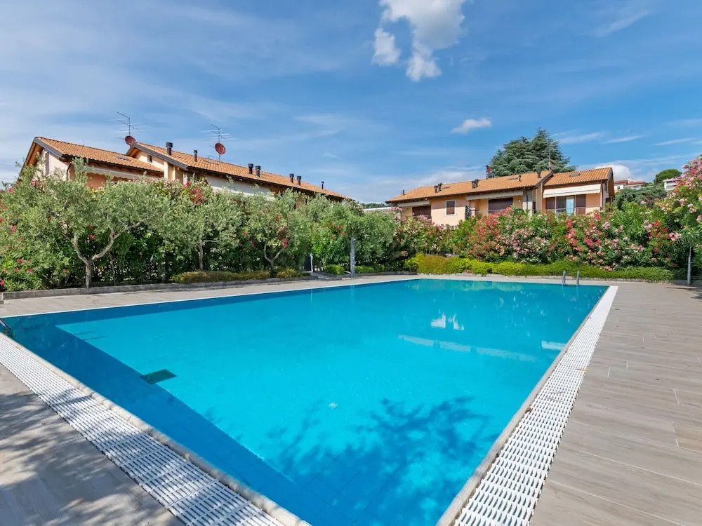 Magnificent Holiday Home in Bardolino with Private Pool