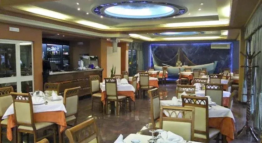 Paradise Beach Hotel