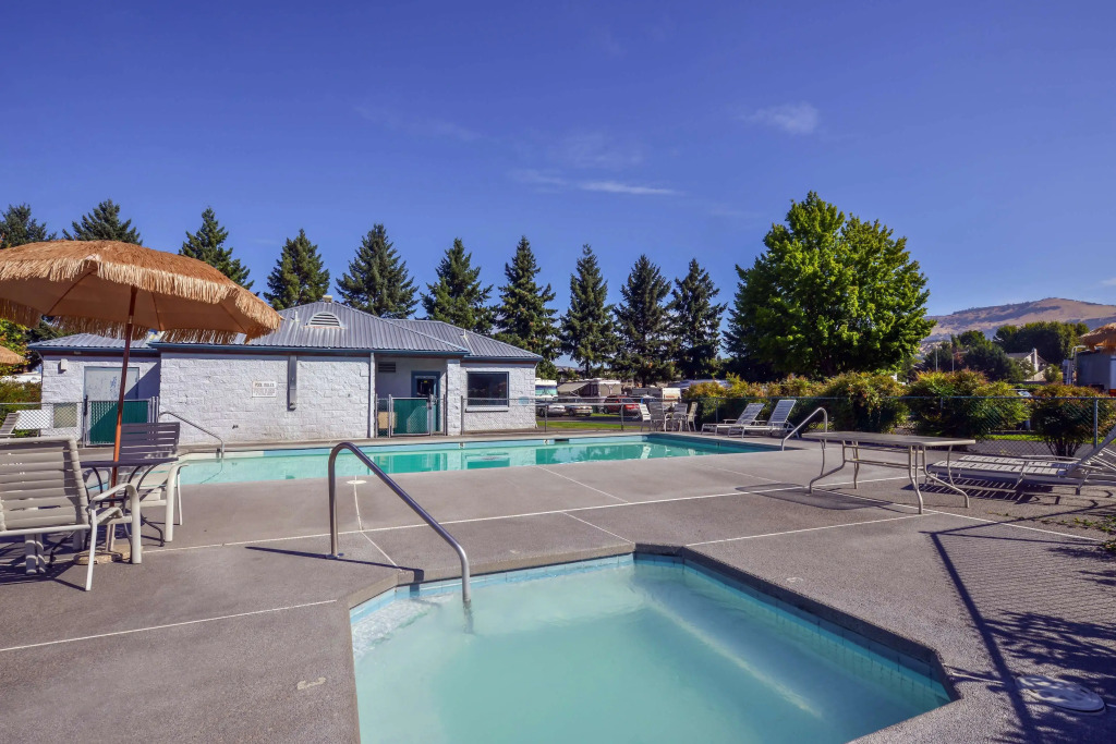 Americas Best Value Inn Phoenix Medford