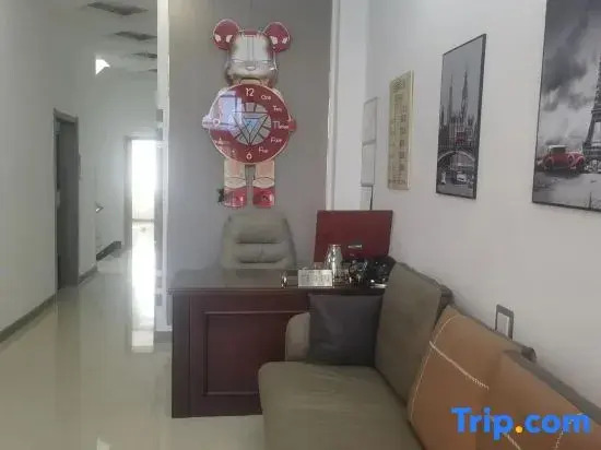 Happy Live Hotel