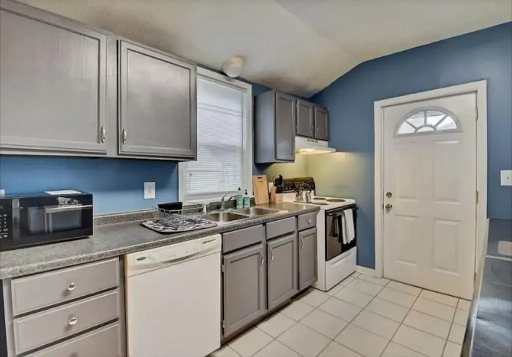 Amazing 3BR Home with WD Patio and Parking