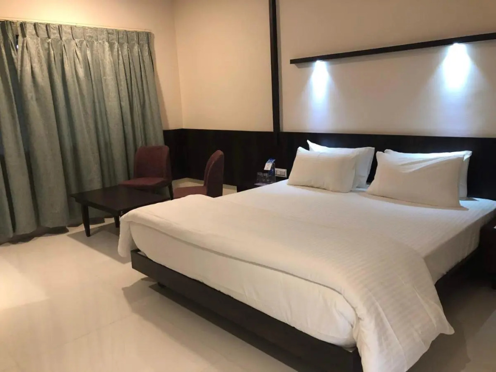 Mastiff Select Mandavya Dharamkot, McLeodganj