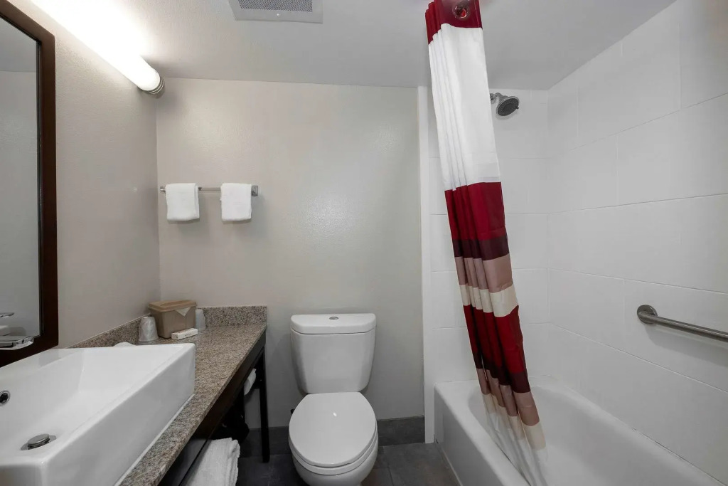 Red Roof Inn PLUS+ Tuscaloosa - University