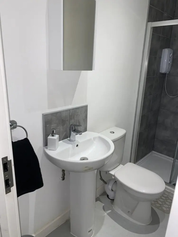 Remarkable 1-bed Apartment in City Centre