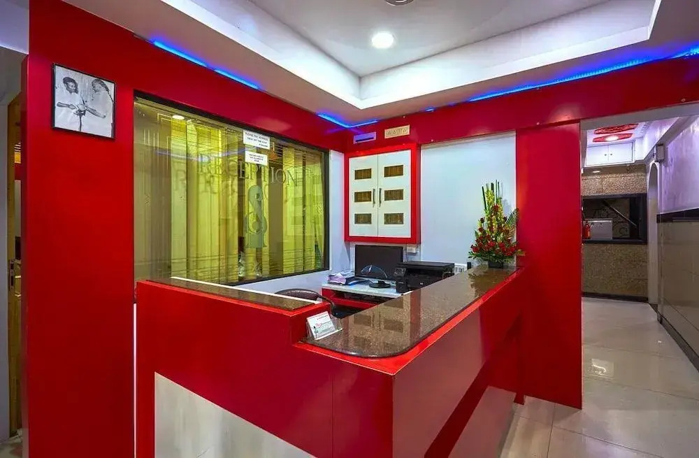 Hotels Heraa International