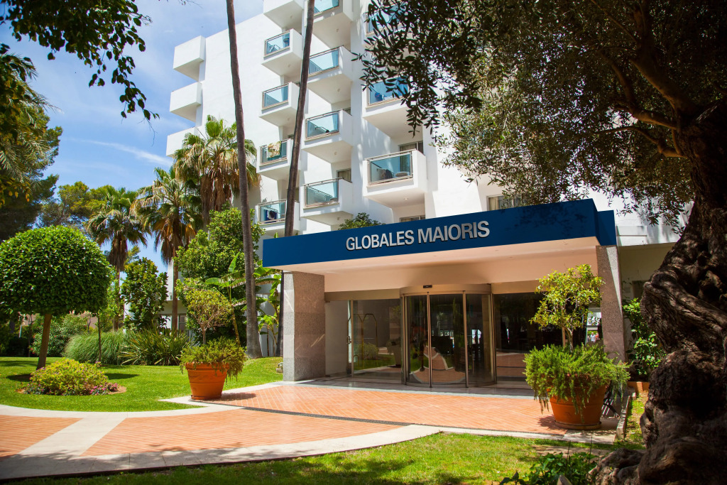 Ola Club Maioris