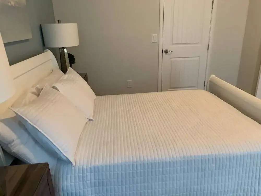 Amazing 5 Bedrooms House With Private Pool at Encore Resort (7711)