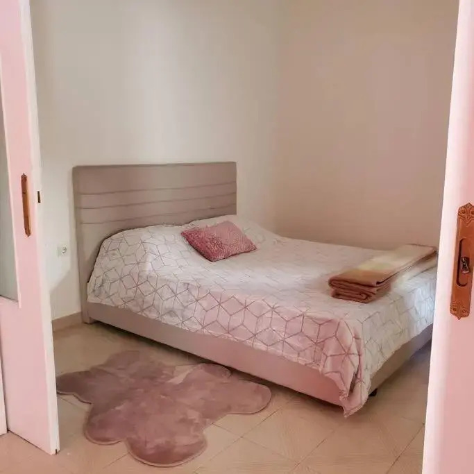 HOME away from home_3BR at Maniatika_14min walk to the port