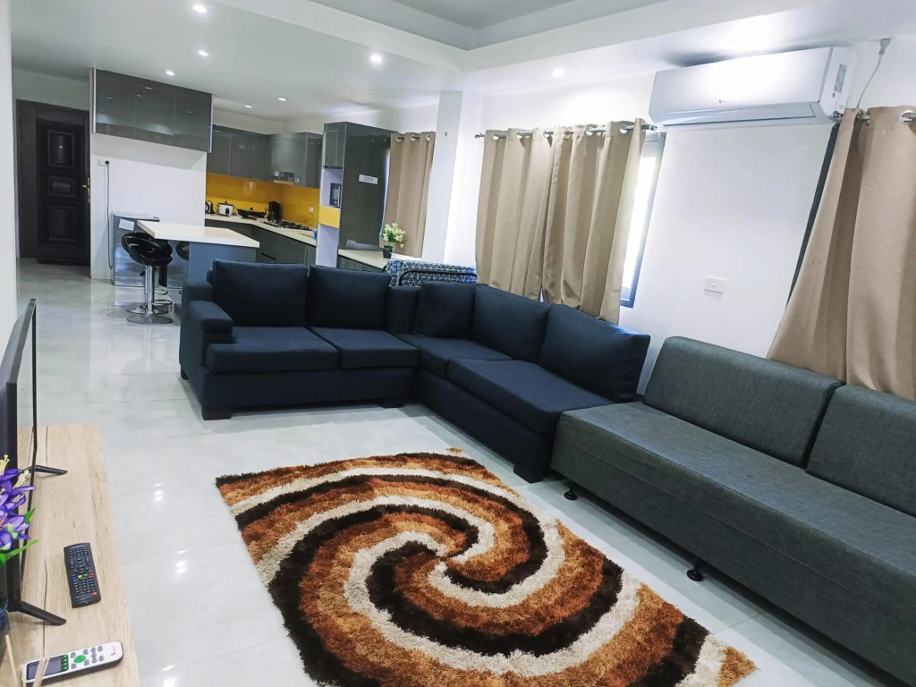 Pacific Apartment