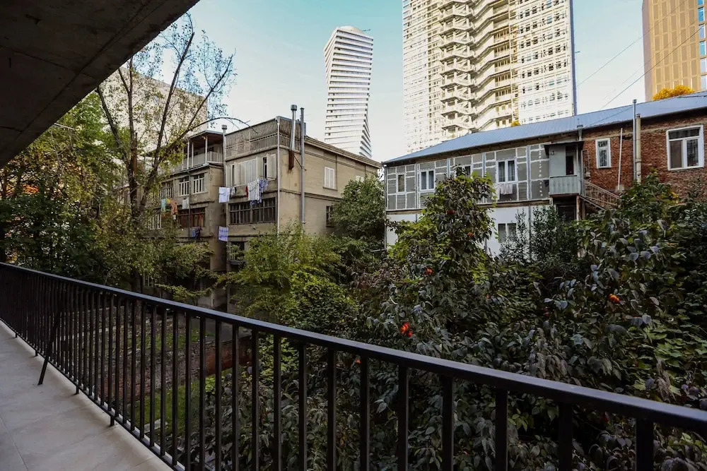 Three Bedroom apartment near Vake Park