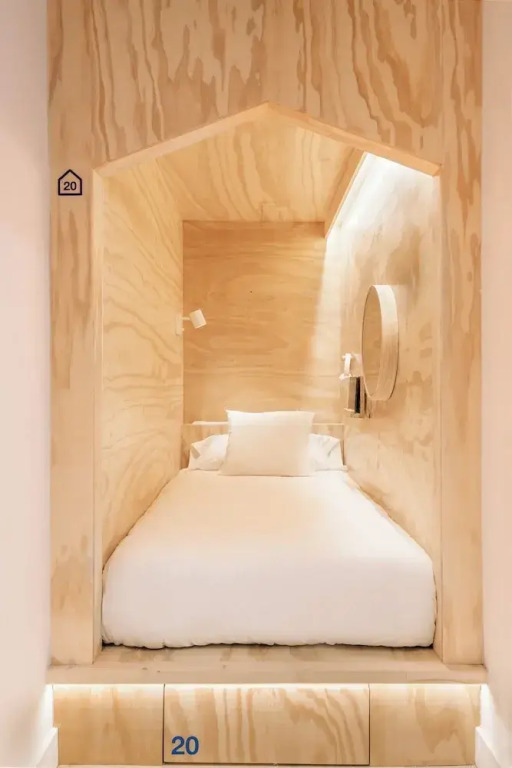 Colo Colo Hostel Valencia - Single Private Beds