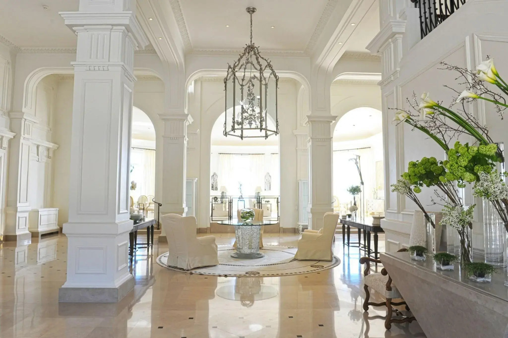 Отель Grand-Hôtel du Cap-Ferrat, A Four Seasons