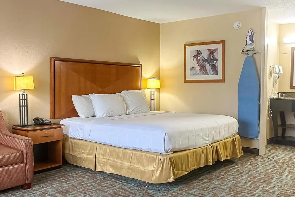 OYO Hotel Harriman near I-40