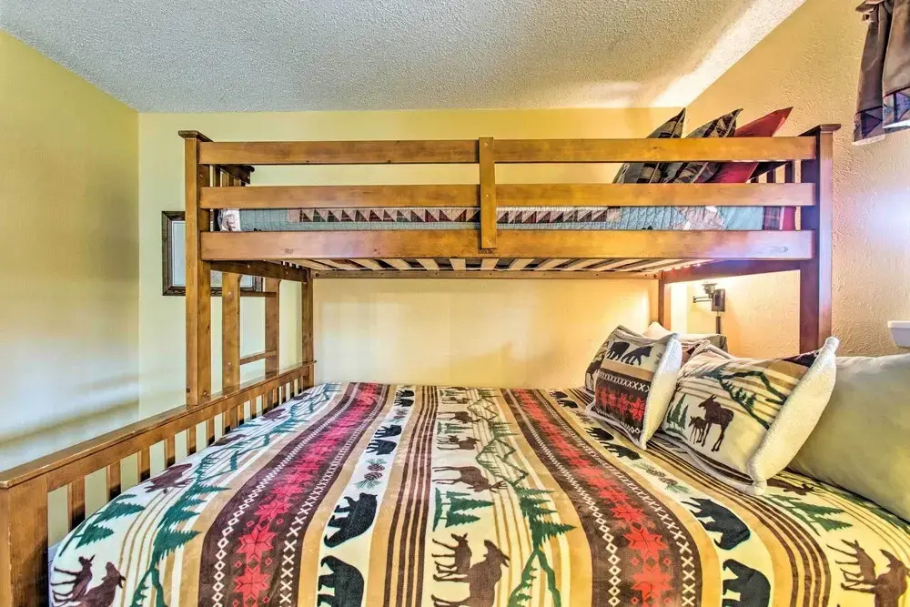 Winter Park Condo on Bus Route, 2 Blocks to Dtwn!