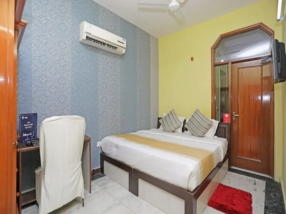 OYO 12190 Hotel New Blue Umbrella