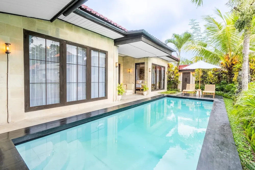 Rumah Villa by EVDEkimi - Quiet Ubud escape with Pool and Outdoor lounge