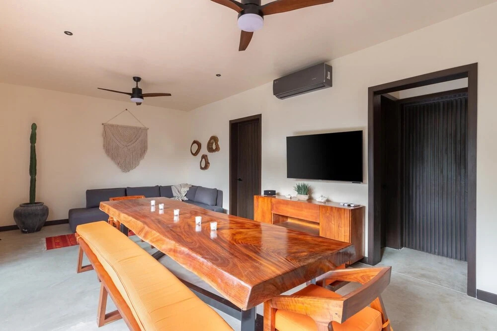 Stunning Exclusive 4BR House Private Pool Rooftop Sundeck Amazing Amenities