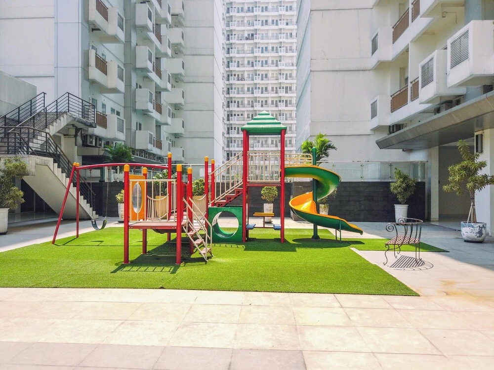Cool and Warm 1BR without Living Room at Sentul Tower Apartment