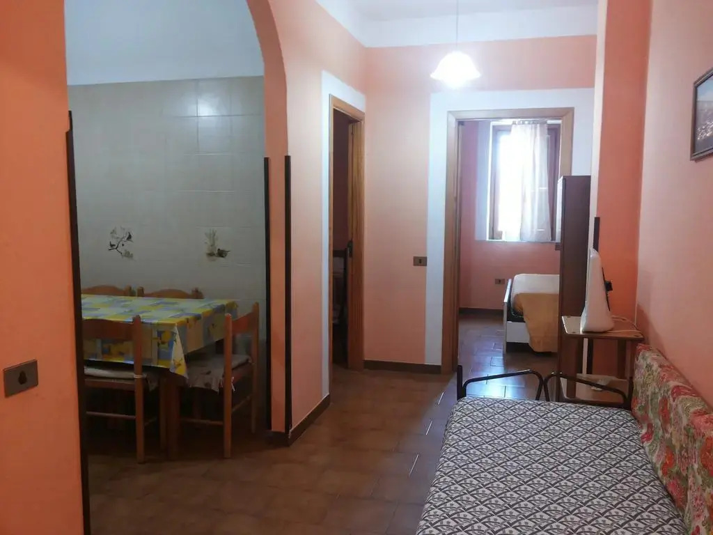 Jolly Residence