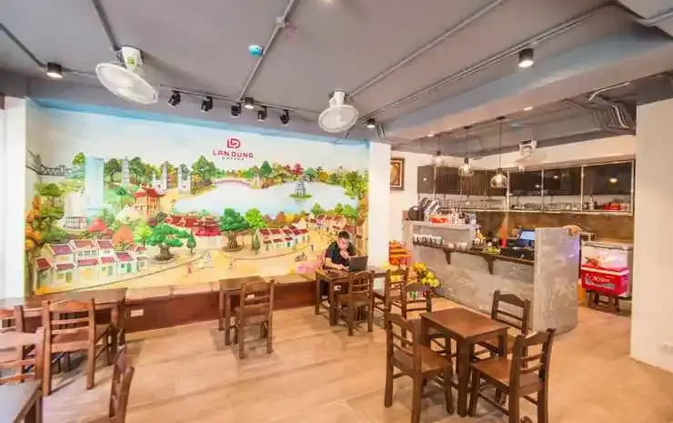 22housing Hotel & Apartment 81 Linh Lang