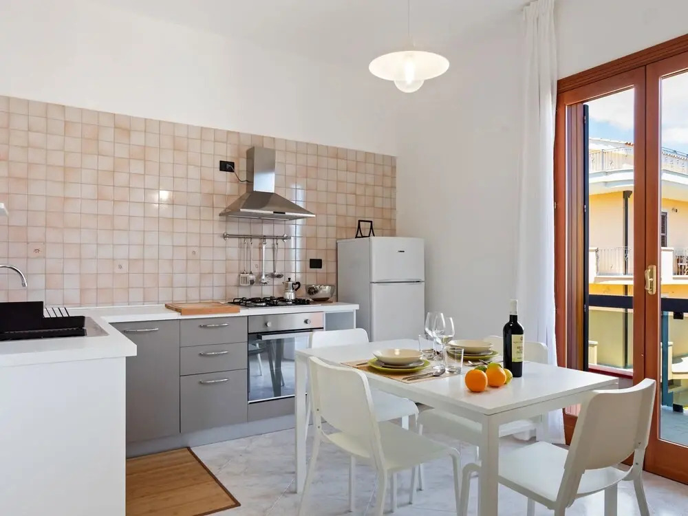 Spacious Apartment in Avola near the Seabeach