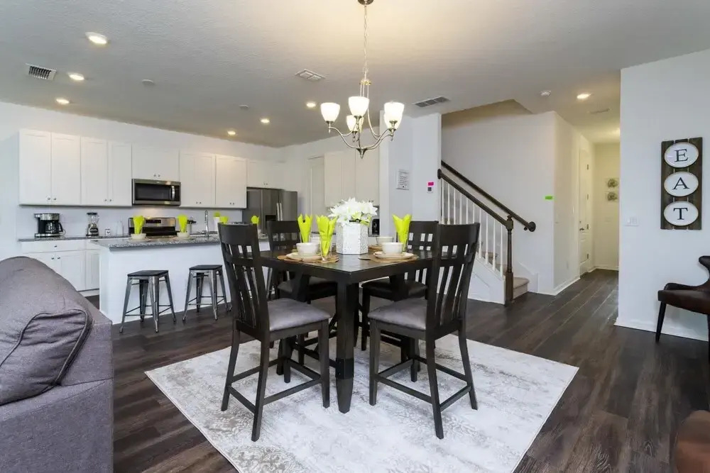 Gorgeous 4Bd Close to Disney Enclave at Festival 628
