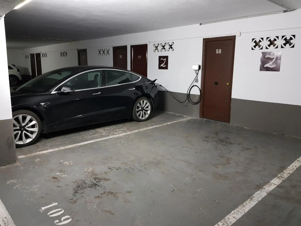 Apartamentos Zarautz Playa, con piscina y garaje