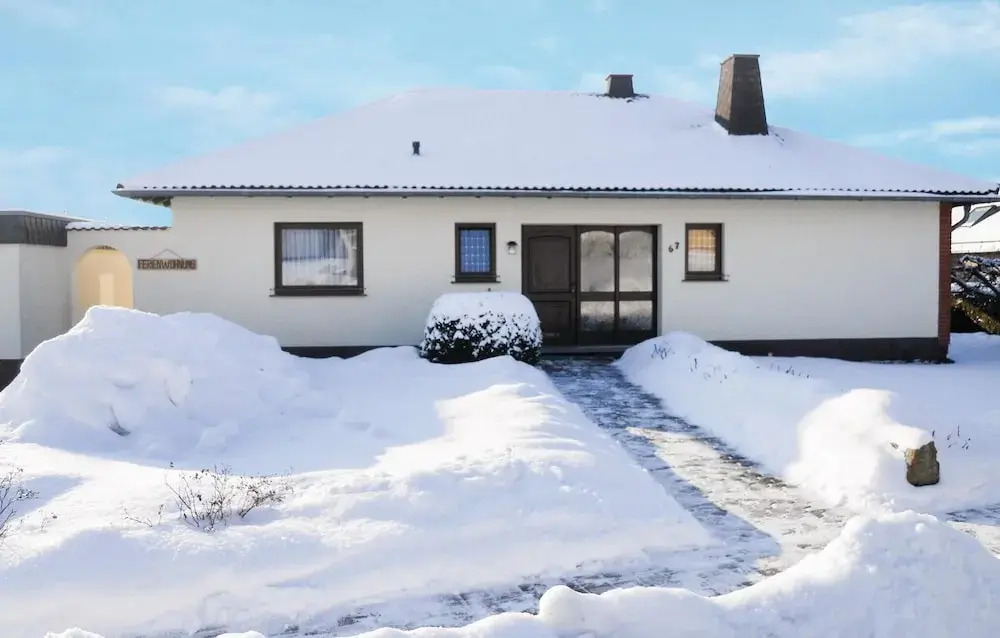 Awesome Apartment in Prüm With 3 Bedrooms and Wifi