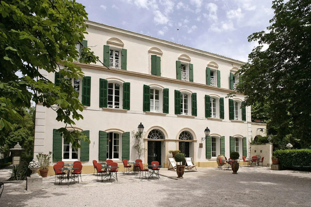Domaine De Châteauneuf
