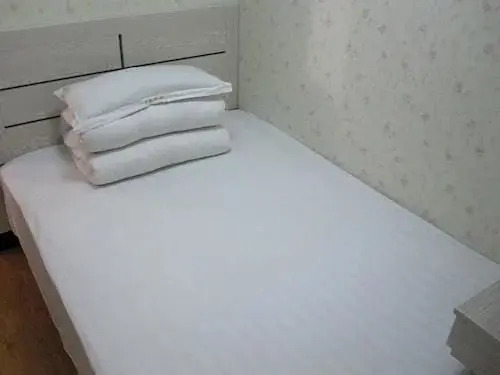 Bomeng Hotel