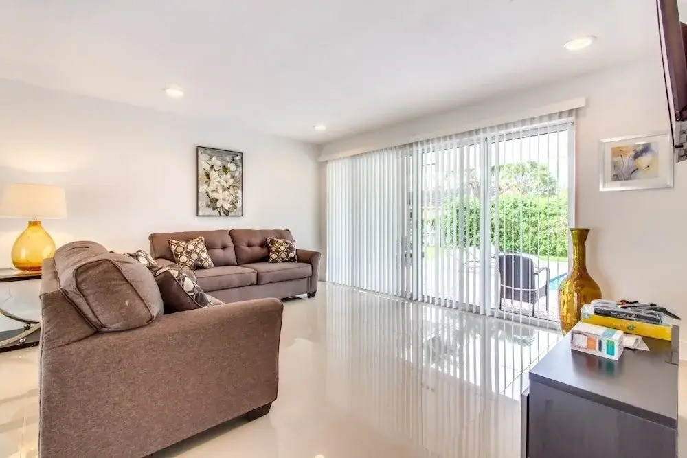 Casablanca - 5 Br Villa
