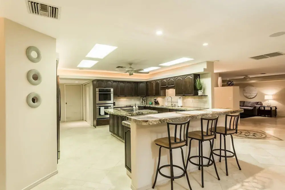 Casa Paraiso 3 BR by Casago