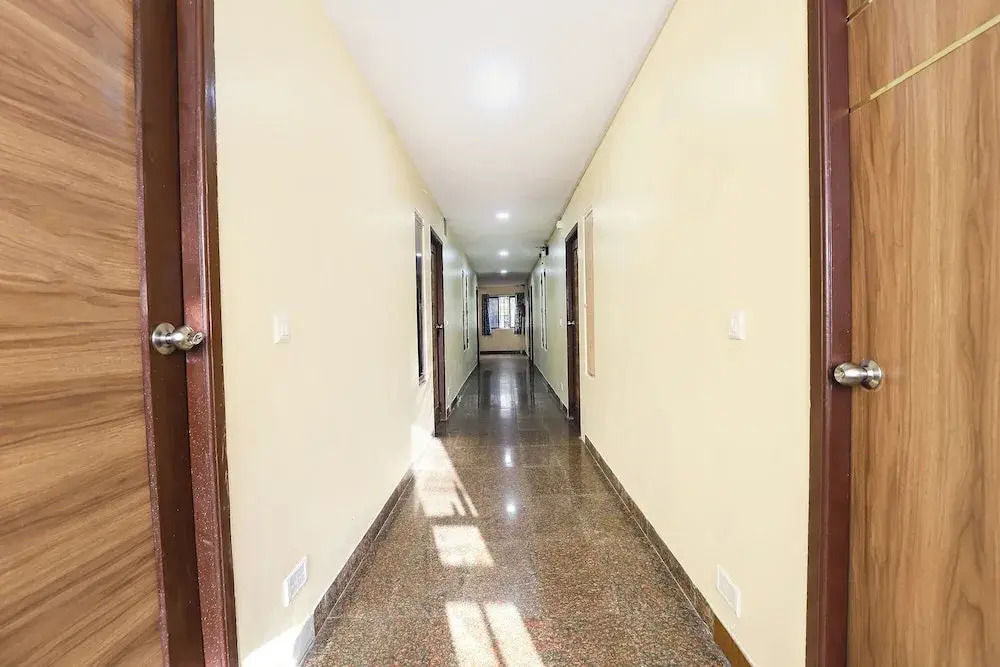Fabhotel Gt Galaxy Park