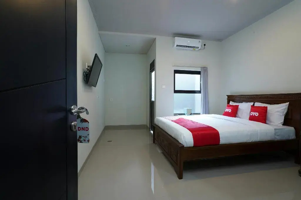 OYO 1848 TB'S Homestay