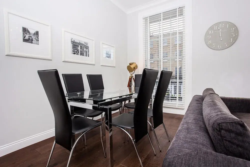 Luxurious 4 Bedroom Flat by Baker Street