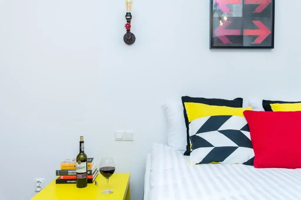 Sleepway Apartments - Red Metro