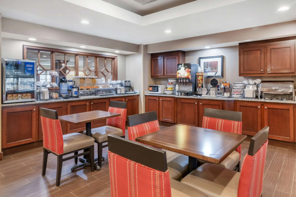 Comfort Inn & Suites Dover-Portsmouth